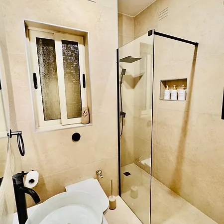 Sea View In Apartment *